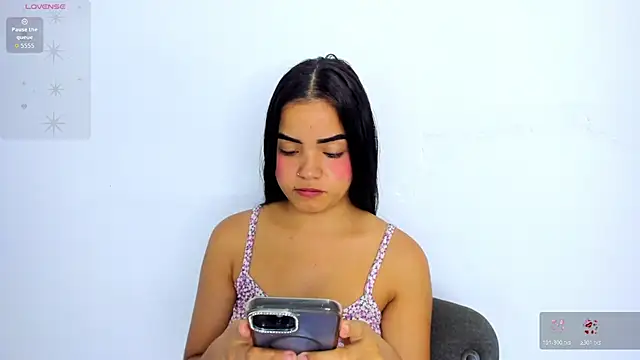 Valeri 13 online show from March 4, 9:05 am