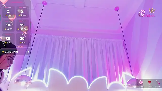 sofiiacarson online show from January 10, 8:35 pm