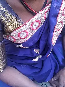 parmila203 online show from April 6, 1:05 am