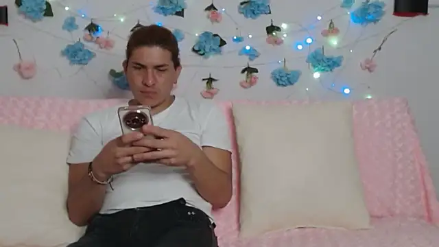 Gaby69   online show from September 16, 9:23 pm