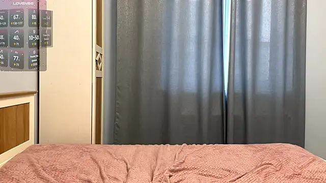 JerrieCham online show from October 10, 5:01 am