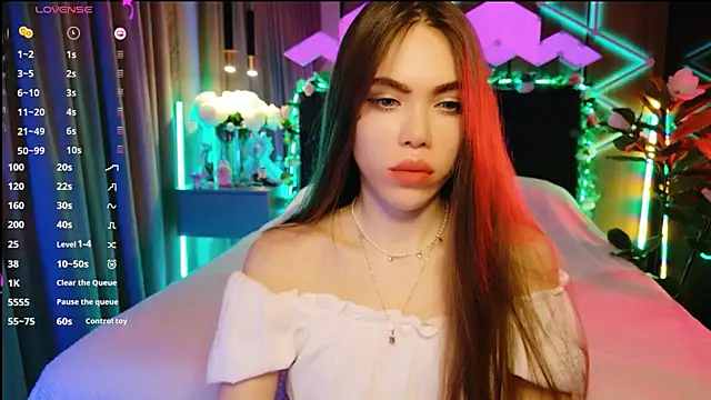 MimiFors online show from September 18, 3:54 pm