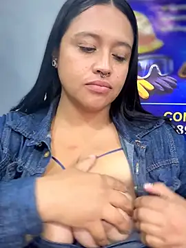 -Mia1 online show from April 16, 9:39 pm