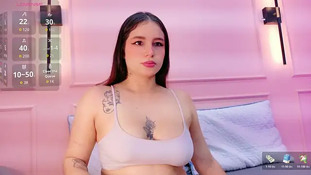 Ashley Evans22 online show from February 5, 8:45 pm