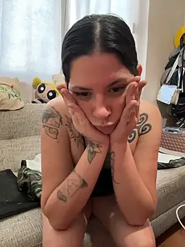 LaGueraDelMar online show from October 23, 4:24 pm