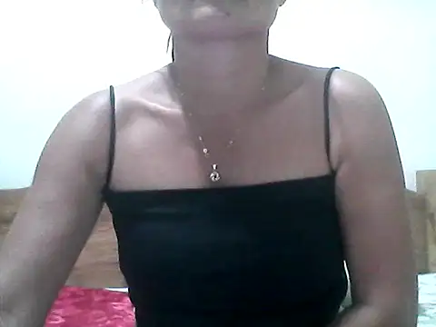 nathalie0045 online show from March 10, 9:35 am