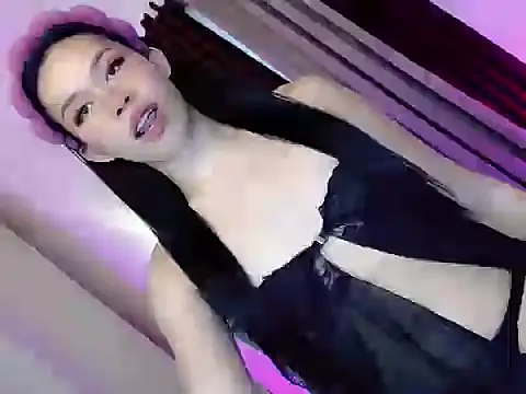 mysterious flower101 online show from November 25, 11:05 pm