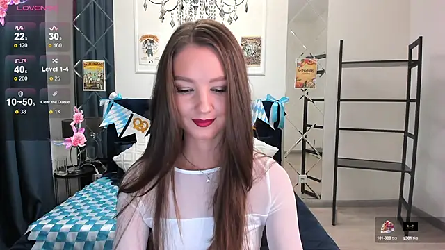 LoraSunnyy online show from September 22, 8:35 am