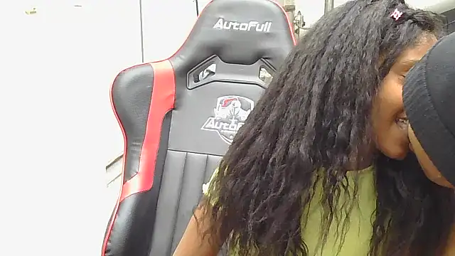 Gmajor online show from November 27, 2:03 am