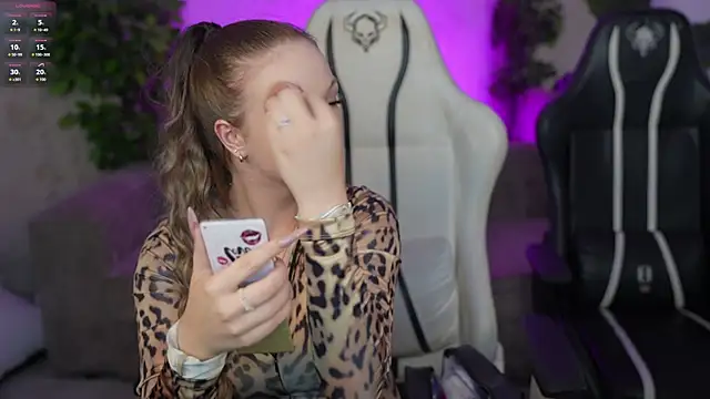 Ella 054 online show from September 29, 2:22 pm