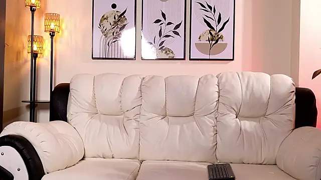 Violeta Foxz online show from February 23, 7:46 pm