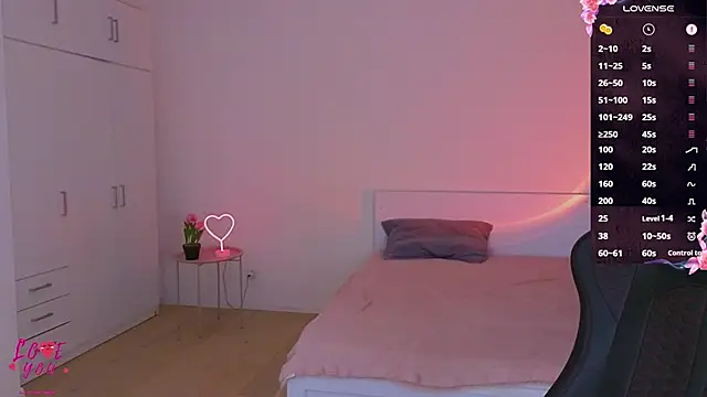 CuteAriel7 online show from January 6, 5:38 pm