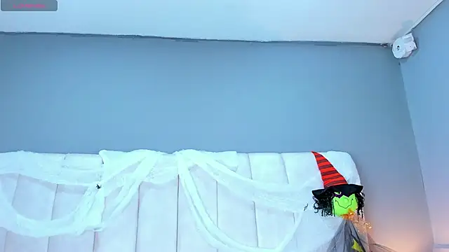 ScarletStarr online show from November 1, 4:38 am