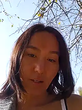 Luu-Lii777 online show from September 18, 7:29 am