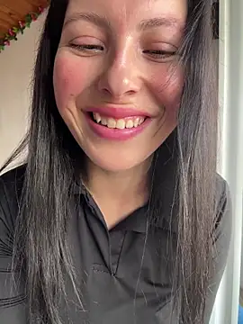 Mia salinass online show from February 13, 7:48 pm