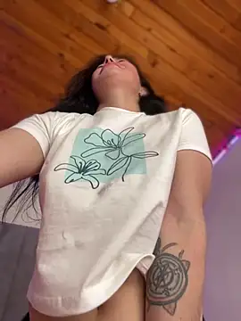 Mia salinass online show from October 1, 5:51 pm