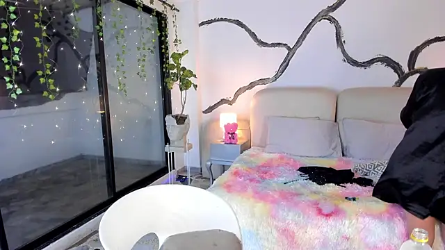 SarahCastro1  online show from November 29, 5:44 am