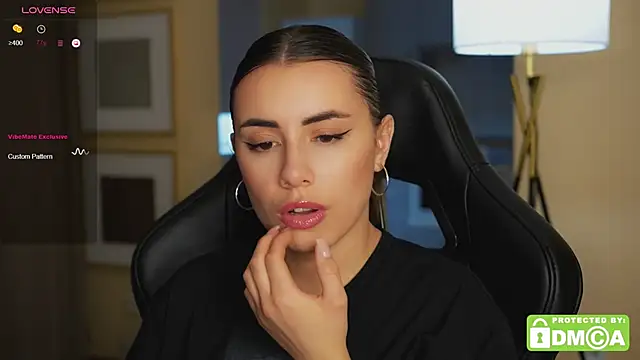 KateCarrey online show from October 13, 7:33 am