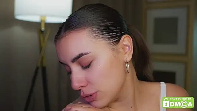 KateCarrey online show from September 25, 4:39 pm