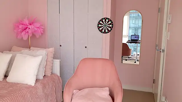 SirenSwitch online show from October 30, 10:00 pm