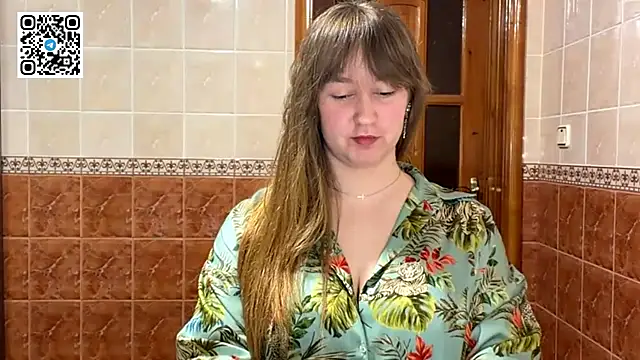 MaroonMoon  online show from March 4, 9:21 pm