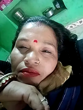 Manavi x online show from April 14, 8:14 am