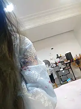 Lovelyanan online show from February 21, 2:40 pm