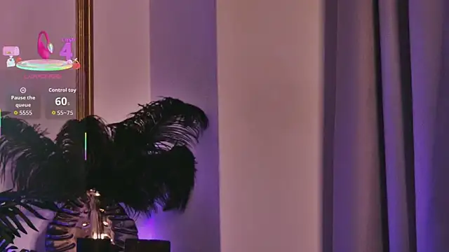 LollyShine online show from March 4, 8:48 pm