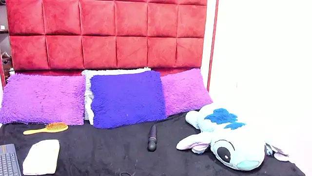 AANGELADIAZZ online show from November 14, 2:55 am