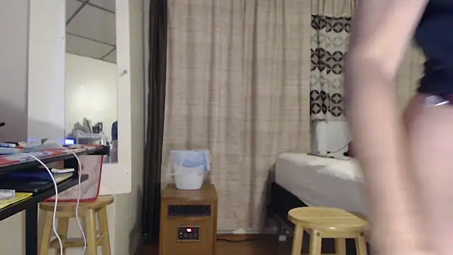 ANALTRAINING4U2 online show from December 22, 5:43 am