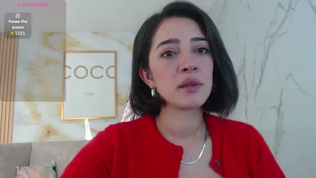 sara lopez s online show from October 28, 1:28 pm