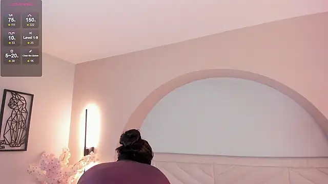 Mila Hank  online show from April 15, 12:17 pm