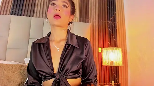 Nicolqueen  online show from March 26, 11:34 am