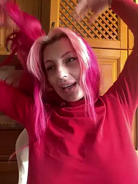 Nina Blum  online show from November 18, 6:25 am