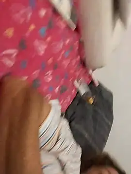 roxyrougee online show from December 2, 3:19 am