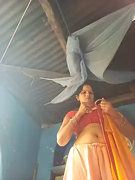 Jooli xx online show from October 4, 9:26 am