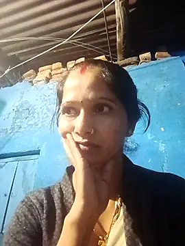 Jooli xx online show from November 3, 12:53 pm