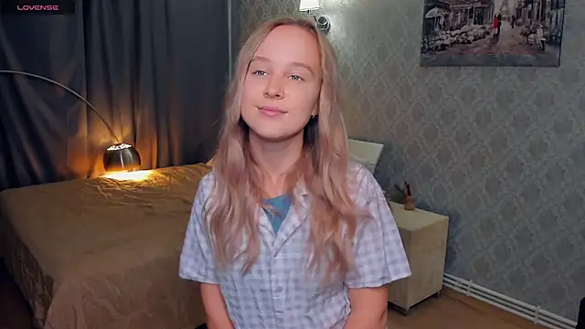 SoonMoor online show from October 30, 8:10 pm