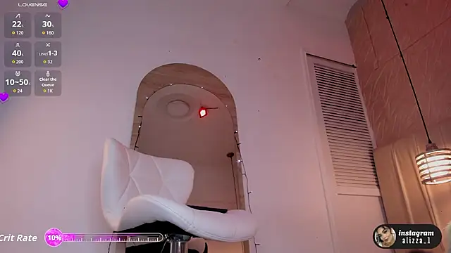 alizza  online show from January 19, 11:39 am