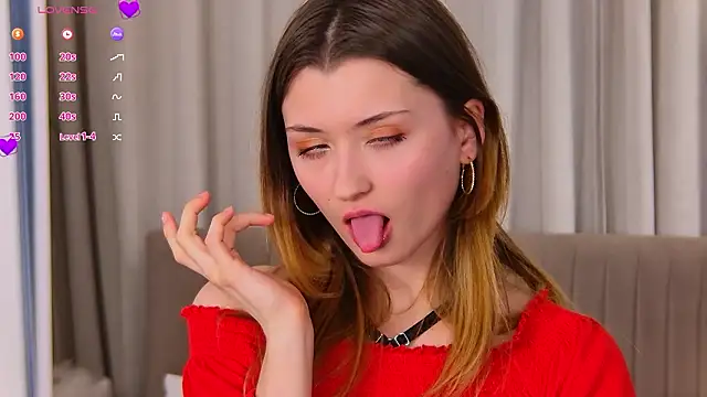 LillySvon online show from March 19, 4:44 pm