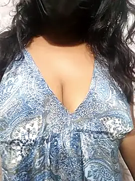 HAANNIAA online show from December 4, 8:31 pm