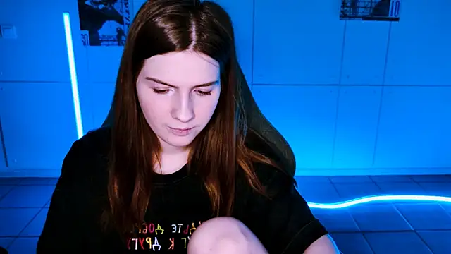 AliceCUNTach online show from October 17, 5:43 am