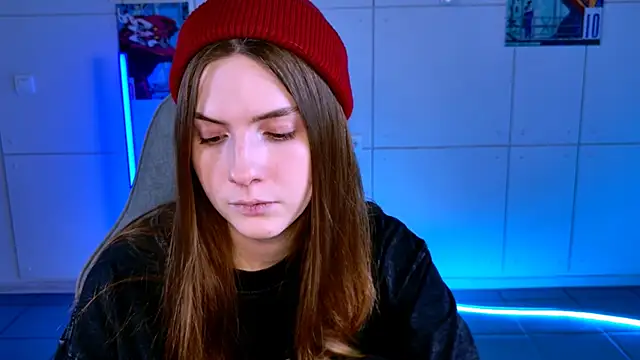 AliceCUNTach online show from October 28, 5:02 am