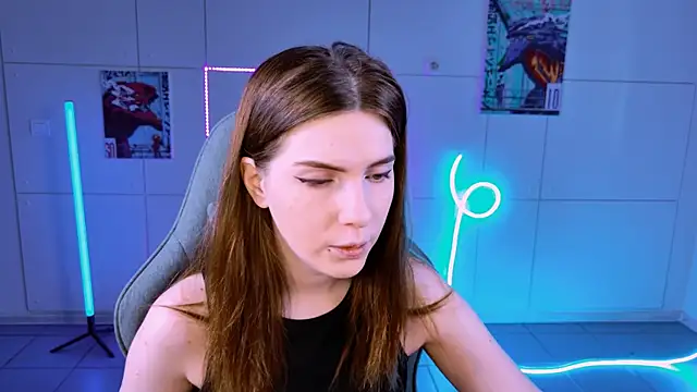 AliceCUNTach online show from September 12, 5:19 am