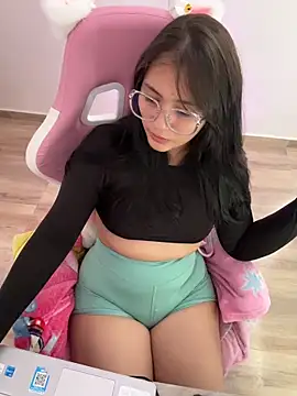 Angeldusttt online show from October 17, 4:10 pm