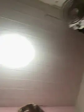 Wenlop online show from March 3, 2:50 am