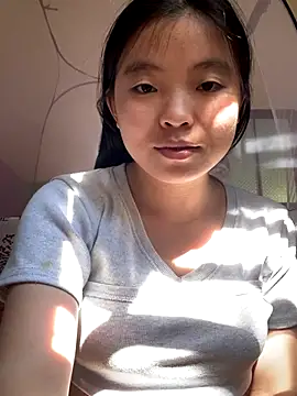 viluna online show from November 27, 5:43 am