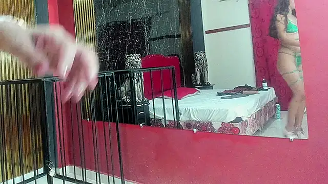 JisooLuv online show from September 16, 7:33 pm