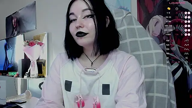 MargarettRose online show from February 4, 6:49 am