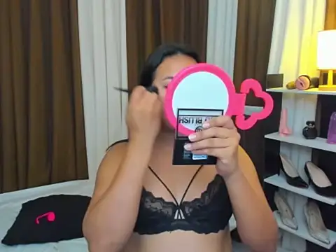 TsUncutKaren online show from October 10, 5:12 am